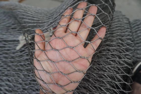 50x50mm Wire Rope Mesh Black Oxidation Knotted Decorative