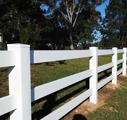 White Pvc Antiseptic Vinyl Pasture Fencing 3 Rail Plastic Farm For Horse Pastures