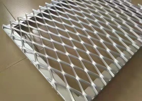 Perforated Raised Or Flattened Expanded Metal Sheet 0.5-5CM Dia