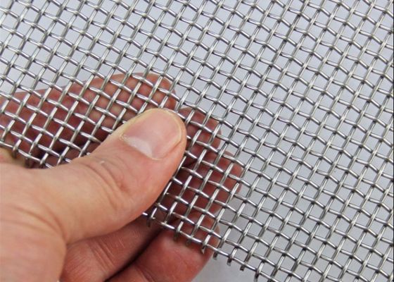 430 310S Crimped Woven Wire Mesh 30mm*30mm Hole Alkali Resistant