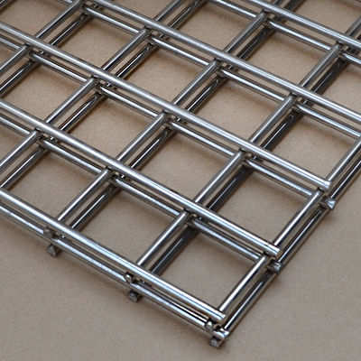 50*50mm Hole Size Welded Fence Panels 3mm Thickness Galvanized Outdoor Safety Screen