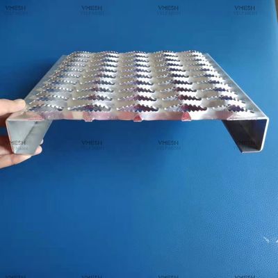 Galvanized Diamond Grip Strut Safety Grating 2-4mm Thickness