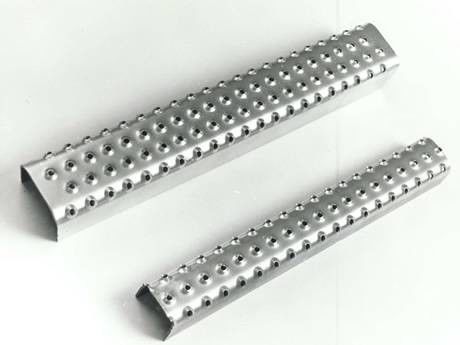 Galvanized 2.5mm Metal Ladder Rungs Heavy Duty Antiskid