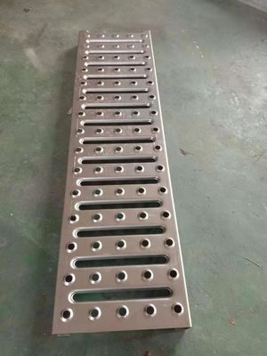 Galvanzied Perforated Sheet Metal Mesh Panels For Safety Walkway