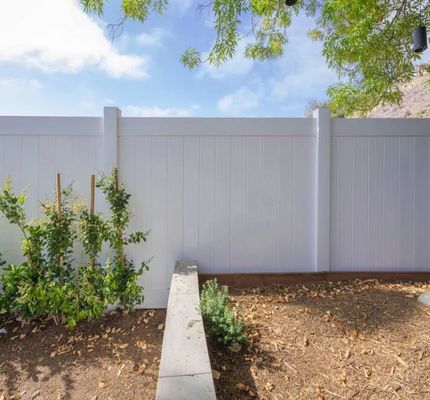 Customized Outdoor 6x8 Ft White Privacy Vinyl Fence For Backyards