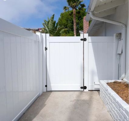 Cheap Vinyl PVC Plastic Privacy Fence With Posts For Home