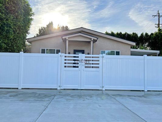 Solid Panel Plastic Garden Pool House Villa Picket 8 Vinyl Fence