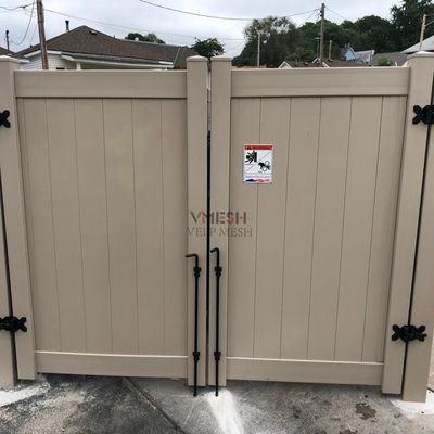 Easy Installation White Outdoor Vinyl Fence Beautiful Long Lasting
