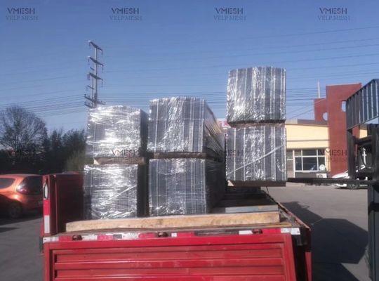 Galvanized Steel High Rib Lath Formwork Concrete Construction Mesh with 0.3mm/0.35mm/0.4mm/0.5mm Thickness 2m/2.5m Length and 0.45m Width