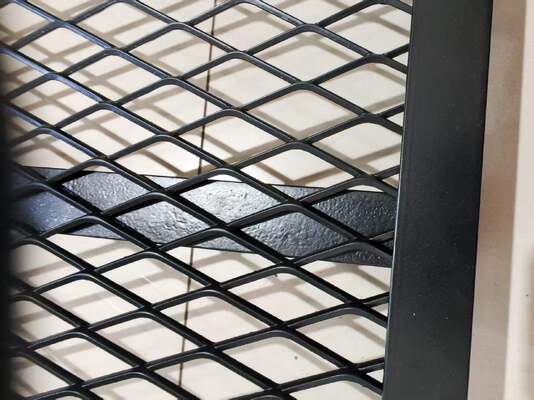 Customized Powder Coated Galvanized Expanded Metal Mesh For Window Well Covers