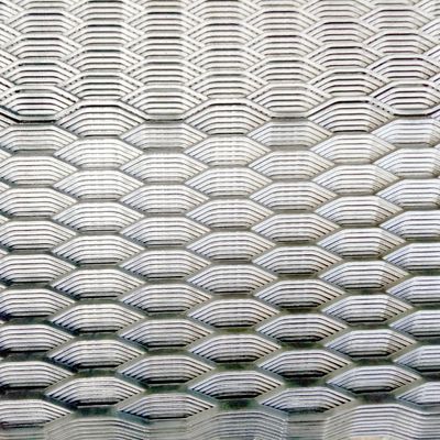 Heavy Duty Raised Iron Expanded Metal Mesh 4x8 Steel Gratings