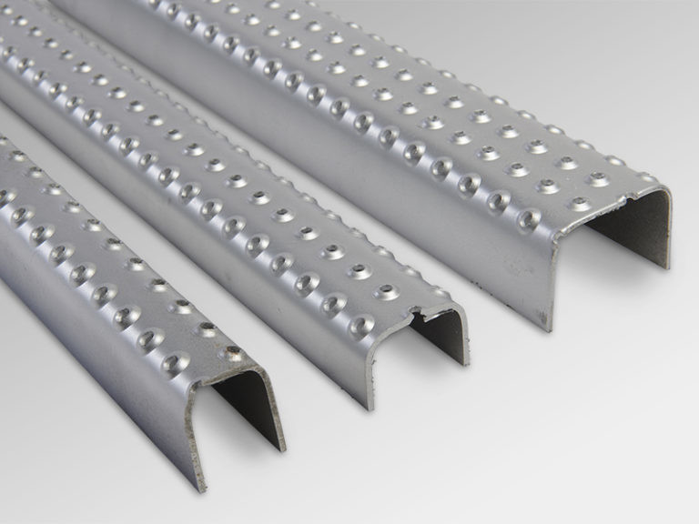 Galvanized Anti-Slip Metal Ladder Rungs 2.5mm Thickness