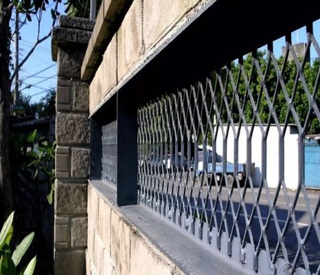 Hot Dip Galvanized Carbon Steel Expanded Metal With Gothic Style