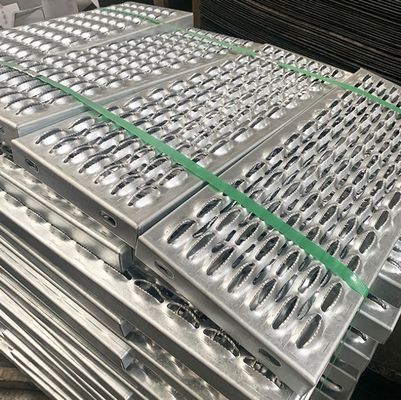Galvanized Steel Diamond Grip Grating For Industrial Safety Walkways