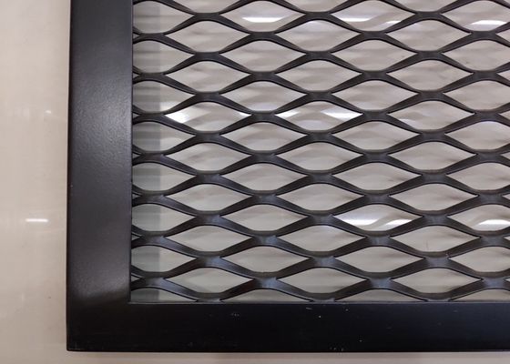 ISO9002 Stretching Black Expanded Metal Lath Sheet 60*120mm 20*40mm Hole