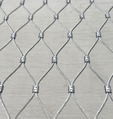 Customized 2mm 304 Stainless Steel Rope Wire Mesh Aperture 60*104mm