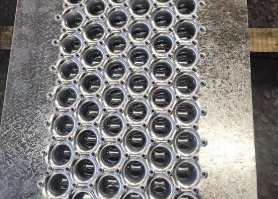 3.0mm 3.5mm Aluminum Walkway Grating For Rooftop Solar Anti Slip