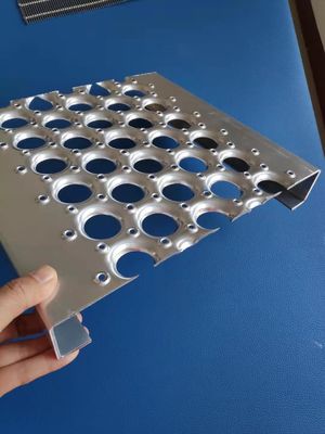 Roof Safety Walkway Steel 1.5mm Grip Strut Grating Outdoor Antislip Hole O Shape